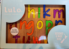 Load image into Gallery viewer, Lulo Puzzles Various - Maori alphabet/numbers, English alphabet
