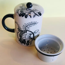 Load image into Gallery viewer, Tea Cup with Infuser and Lid
